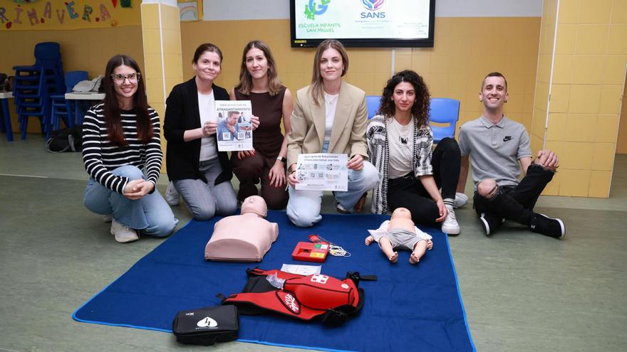 Una iniciativa desde Vigo que «puede salvar miles de vidas»: ¿cómo actuar ante una parada cardiaca o un atragantamiento?