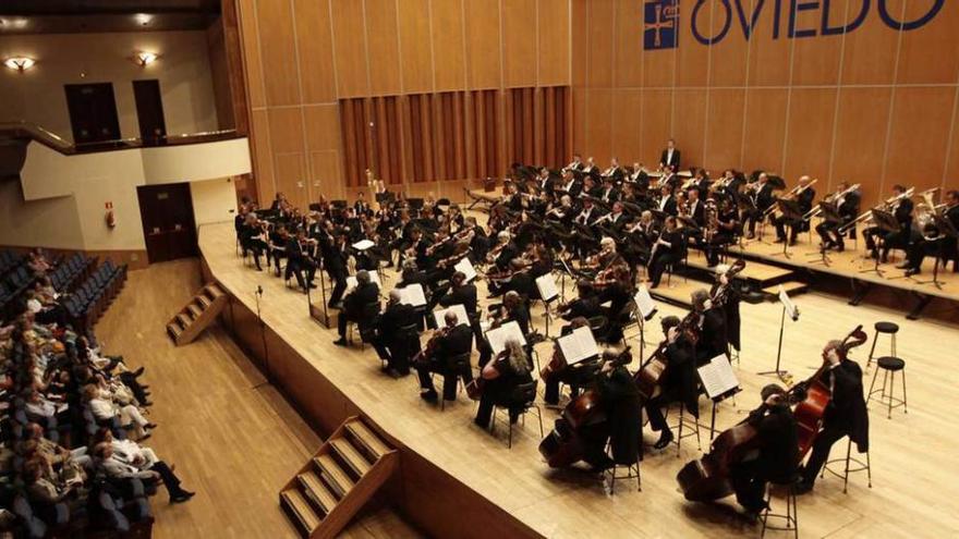 La Orquesta Sinfónica de la Ciudad de Birmingham, con más de 90 profesores, ayer, en el Auditorio, dirigida por el maestro Andris Nelsons.