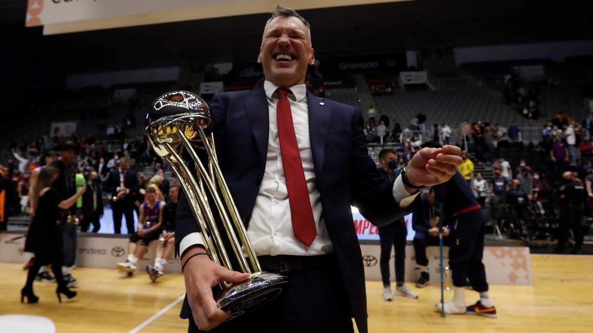 Sarunas Jasikevicius, celebrando la Copa del Rey 2022 conseguida en Granada