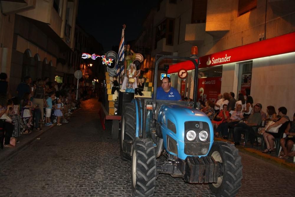 Los Moros y Cristianos de Jumilla cumplen treinta años con un espectacular desfile