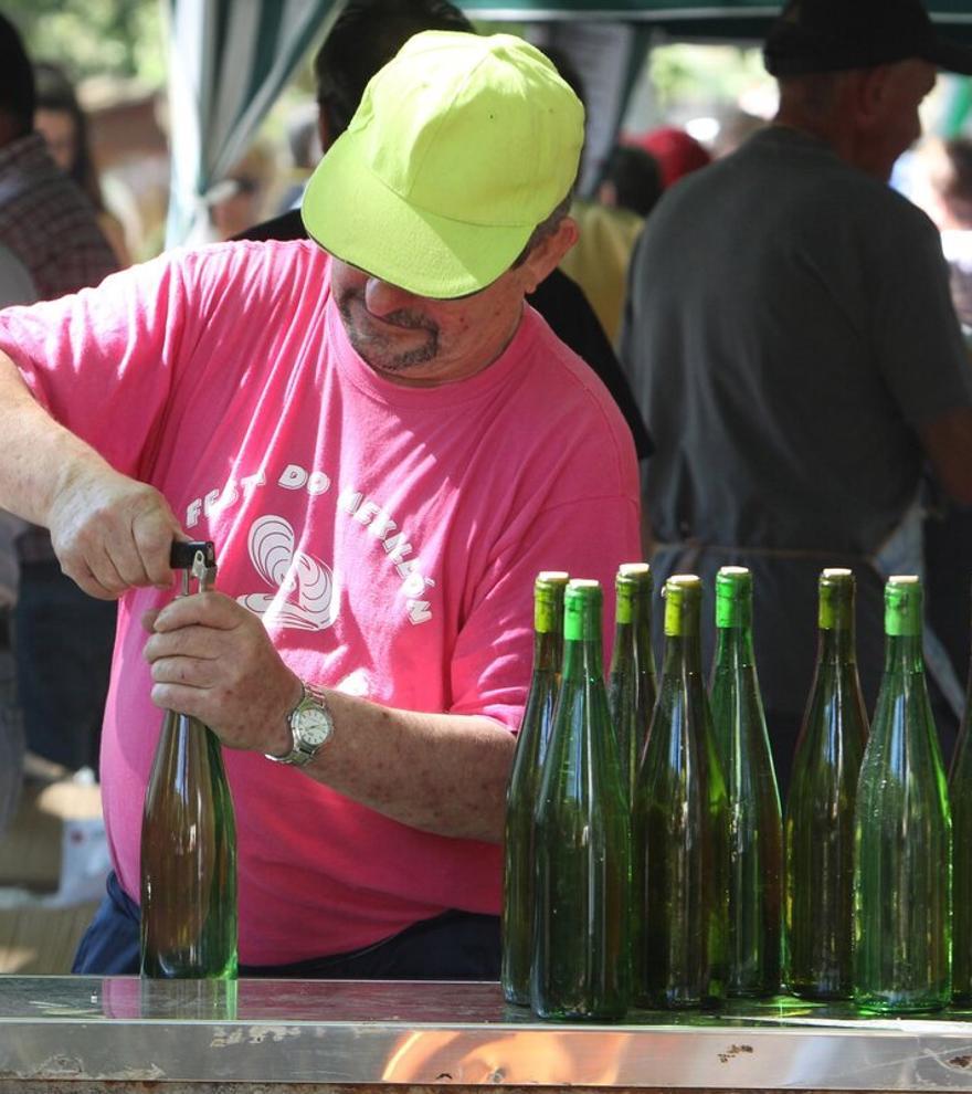 El error que todo el mundo comete con el corcho del vino: no lo hagas más