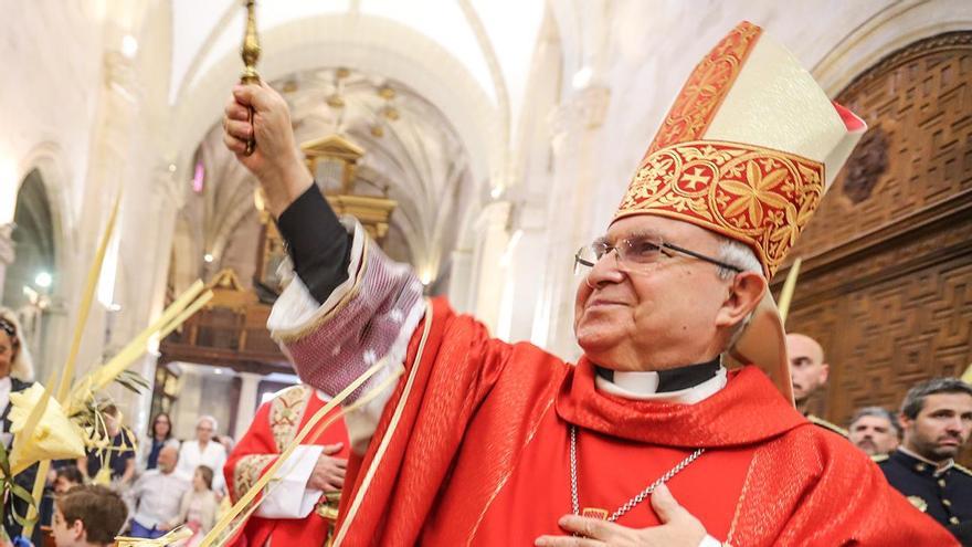 El obispo de Orihuela-Alicante Jesús Murgui