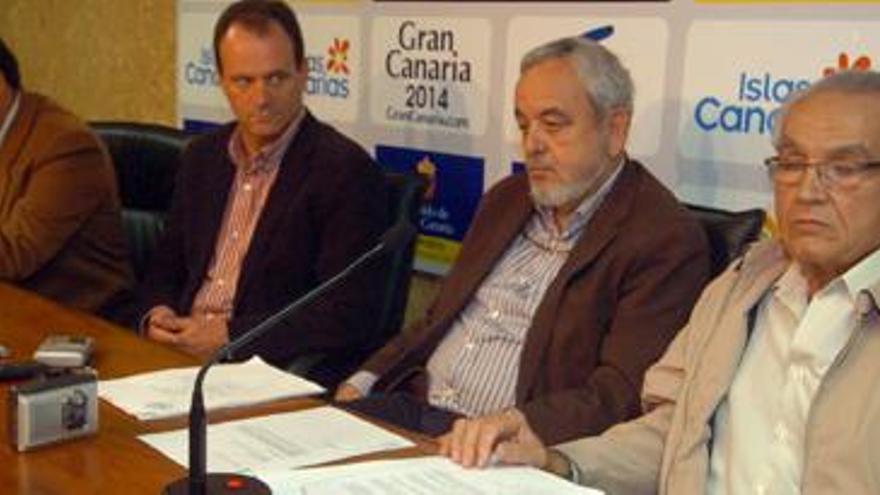 Agustín Medina y Paco Rodríguez, presidente y vicepresidente, respectivamente, del Granca. i MARRERO