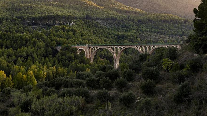 Alcoi, un encreuament de ponts i de rius.