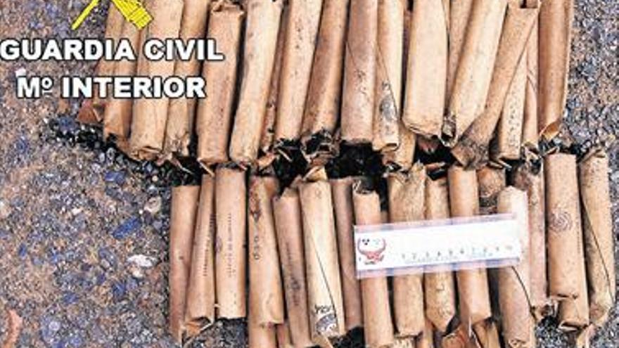 La Guardia Civil destruye hasta 83 cartuchos de dinamita en Pina