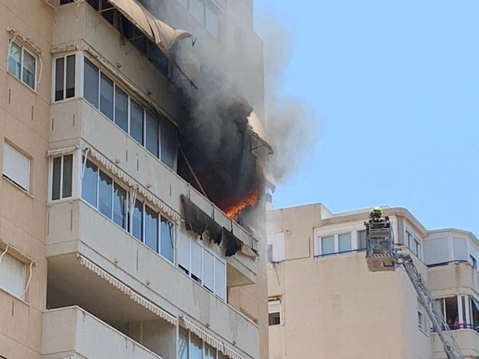 Incendio en un edificio de la zona de Miriam Blasco