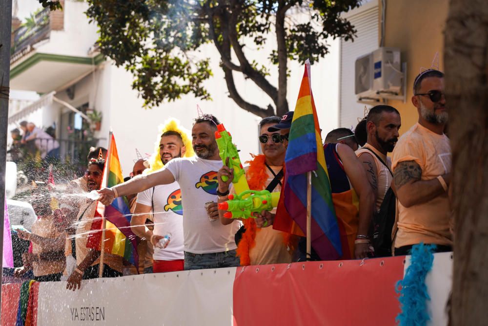 Torremolinos ha celebrado este sábado la cabalgata reivindicativa y festiva del Pride 2019, el acto central del festival anual de orgullo LGTBI, en el que participaron diez carrozas y se estrenó un nuevo recorrido.