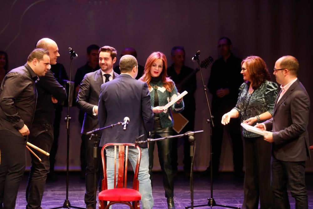 Zamora canta a Joaquín Díaz