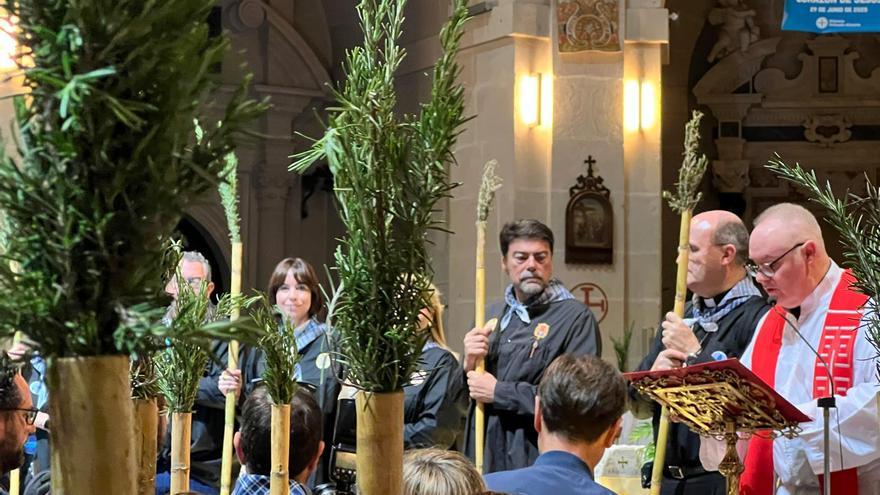 La misa previa a la salida de la Santa Faz en San Nicolás
