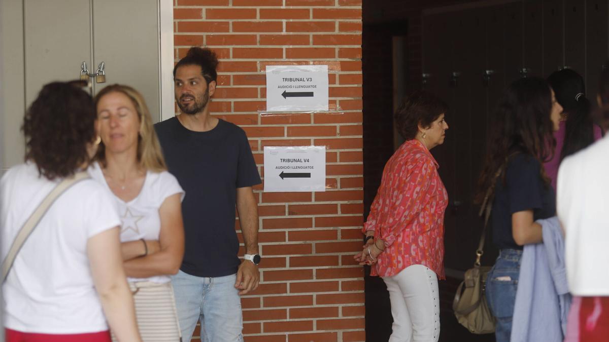 la polémica recta final de las oposiciones a maestro