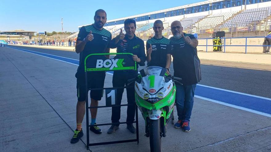 El Deza Box 77 celebra el título andaluz conquistado por Bruno Baños.