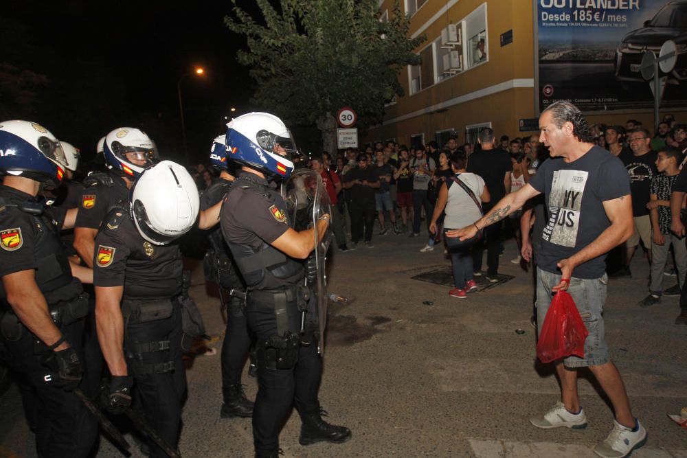 Noche de actos vandálicos en las vías