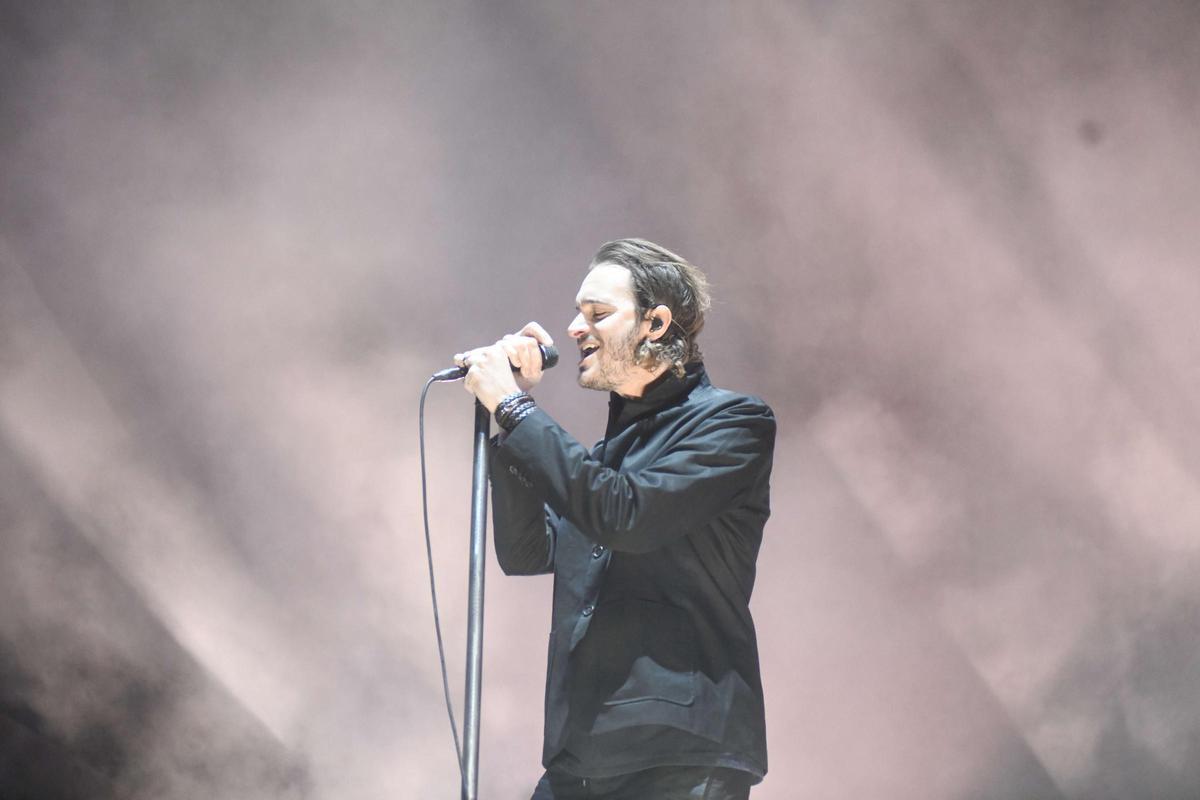Editors deslumbran en su concierto del sábado noche en el Warm 2024
