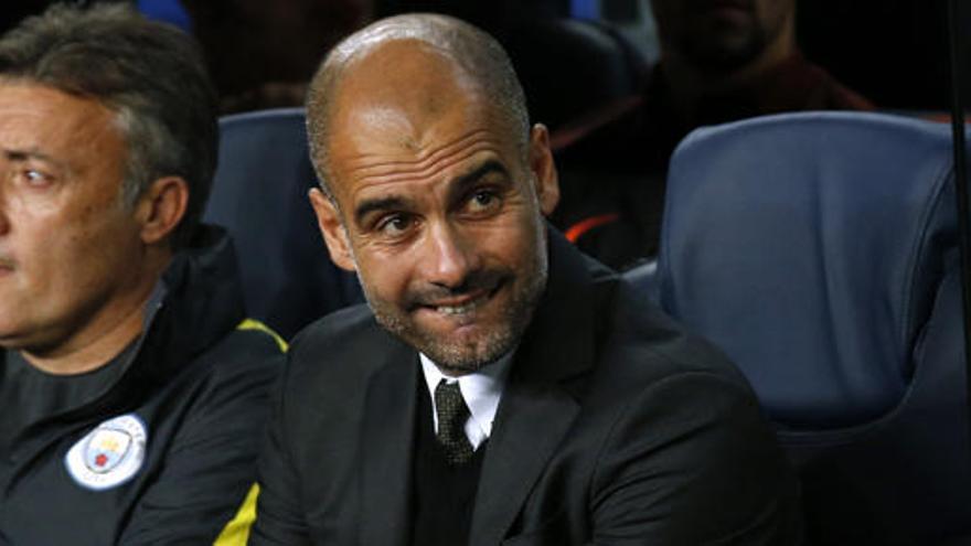 Guardiola, un tanto desquiciado en el partido ante el Barcelona.