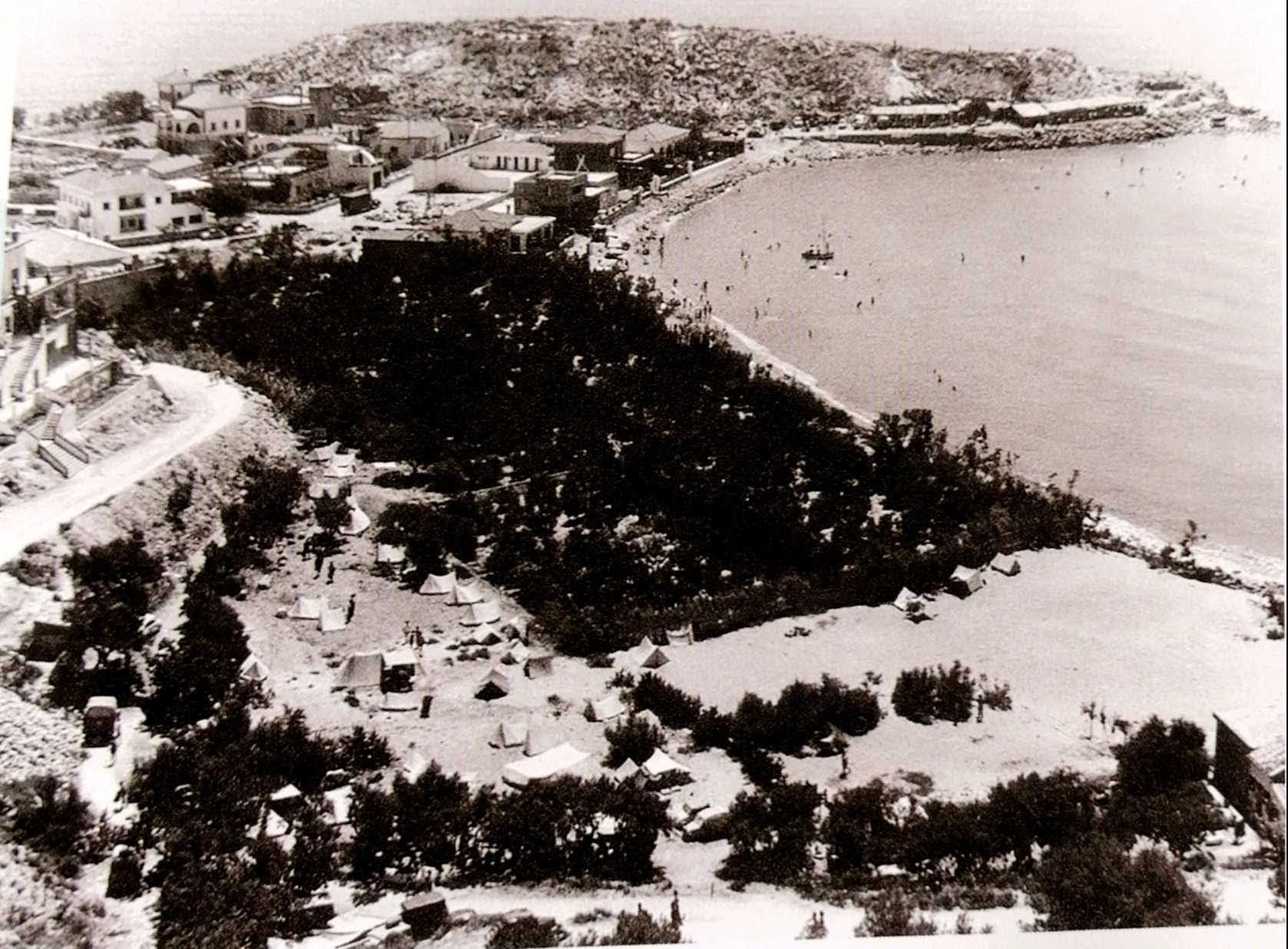 Primeros residencias de verano y chalés en la zona del Faro.jpg