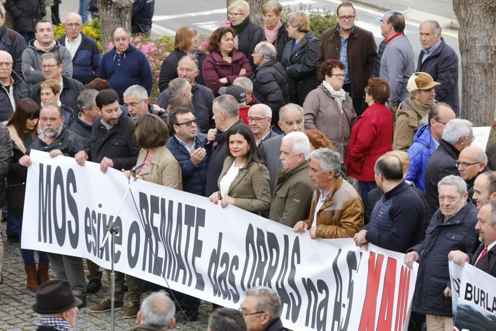 Mos se planta contra la paralización de las obras de la A-55 // R. Grobas