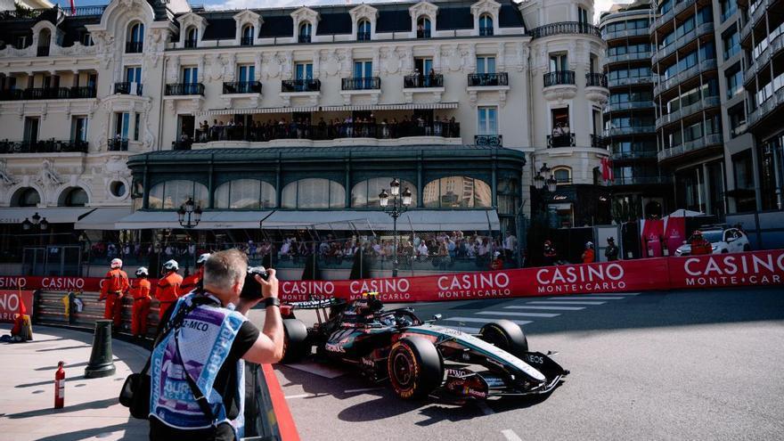 Pole al límite de Antonelli en Mónaco, ante un soberbio Verstappen