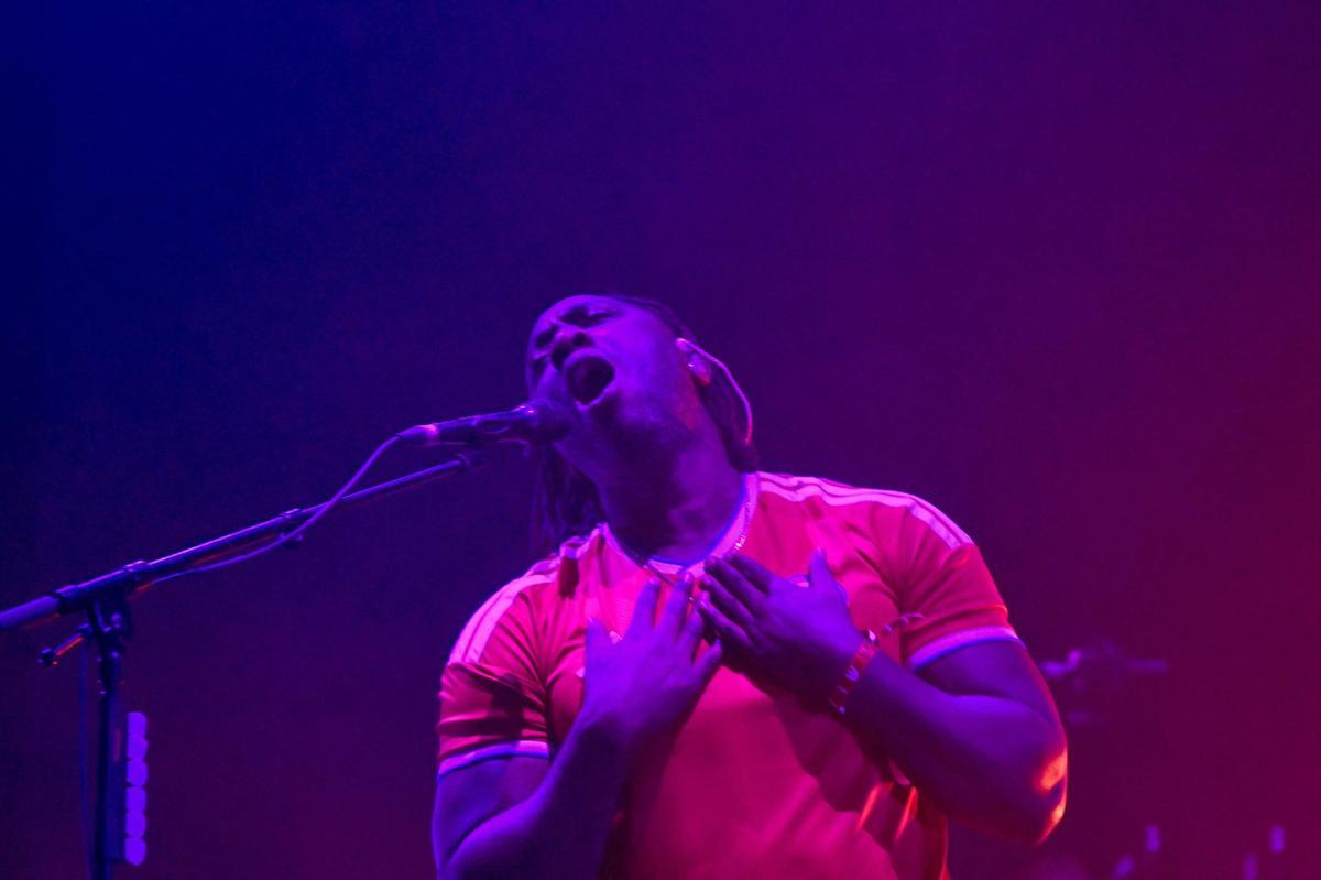 Todas las imágenes de la actuación de Bloc Party en el Warm Up