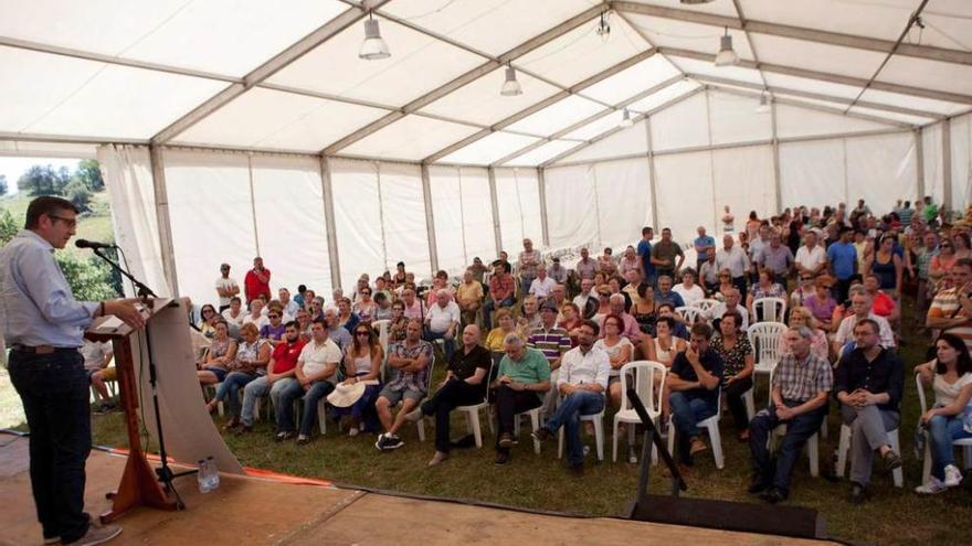 Patxi López, ayer, durante su intervención en La Camperona.