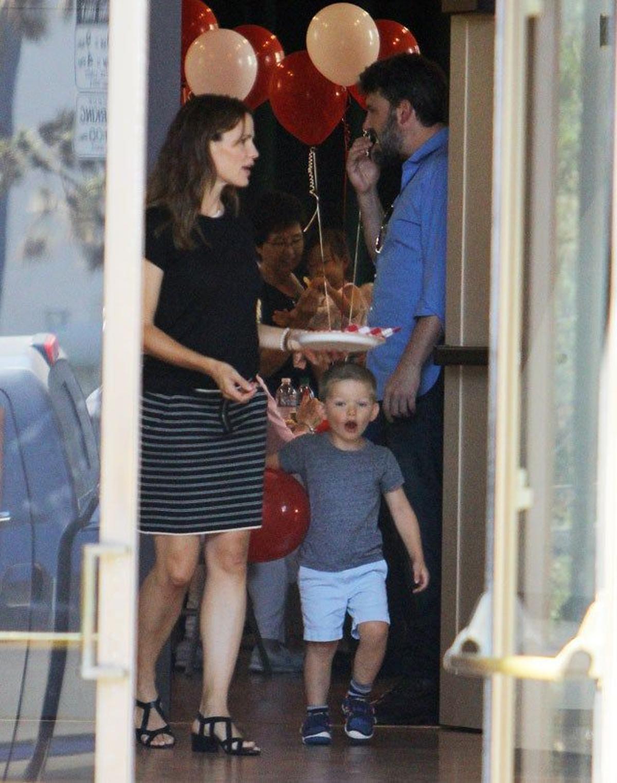 Jennifer Garner y Ben Affleck asistieron junto a sus hijos a su iglesia metodista