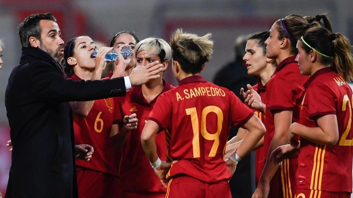 A finales de noviembre el fútbol femenino celebrará su primer convenio colectivo