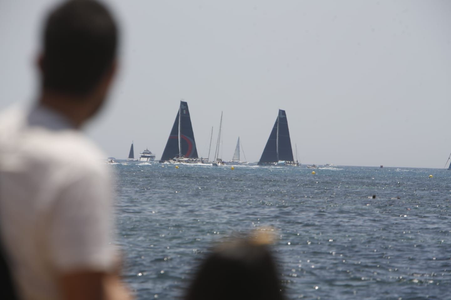 La flota de la Ocean Race Europe deja Alicante rumbo a Génova