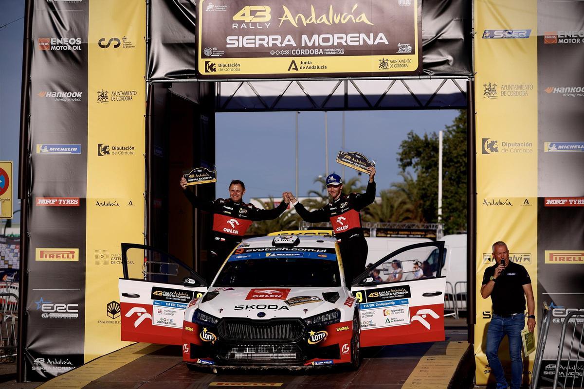 La entrega de premios del Rally Andalucía Sierra Morena, en imágenes La entrega de premios del Rally Andalucía Sierra Morena, en imágenes