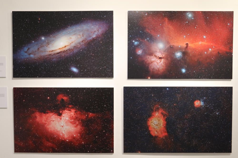 Sa Nostra Sala acoge una exposición de fotografías del firmamento e instrumental de la Agrupació Astronòmica d´Eivissa.