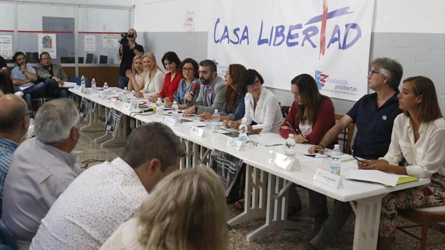 14 colectivos exigen a los partidos un compromiso firme contra la pobreza