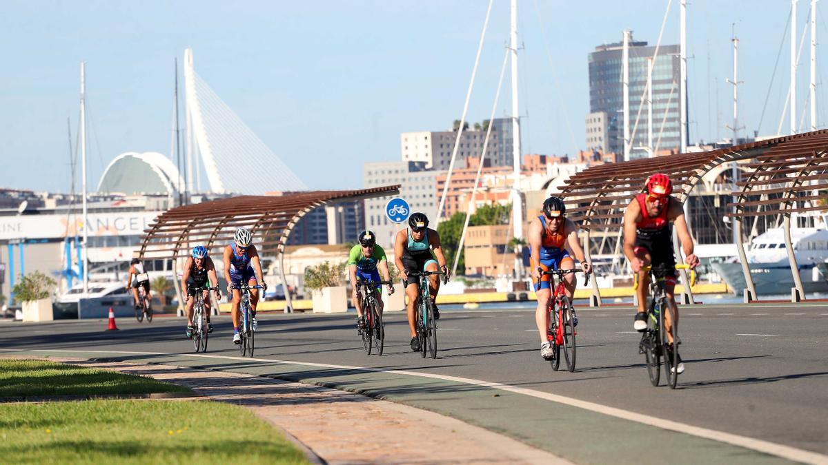 Búscate en las imágenes del campeonato de Europa de Triatlón . Distancia Olímpica