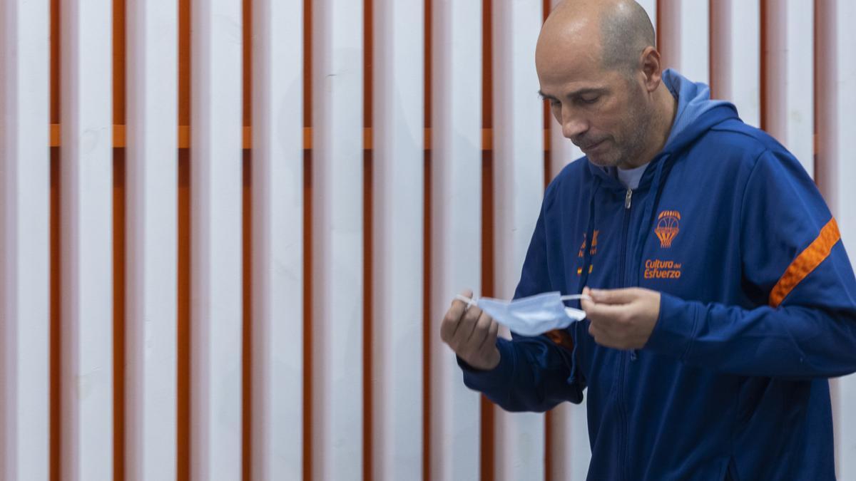 Joan Peñarroya, en la rueda de prensa previa al partido de EuroCup ante el Hamburg Towers