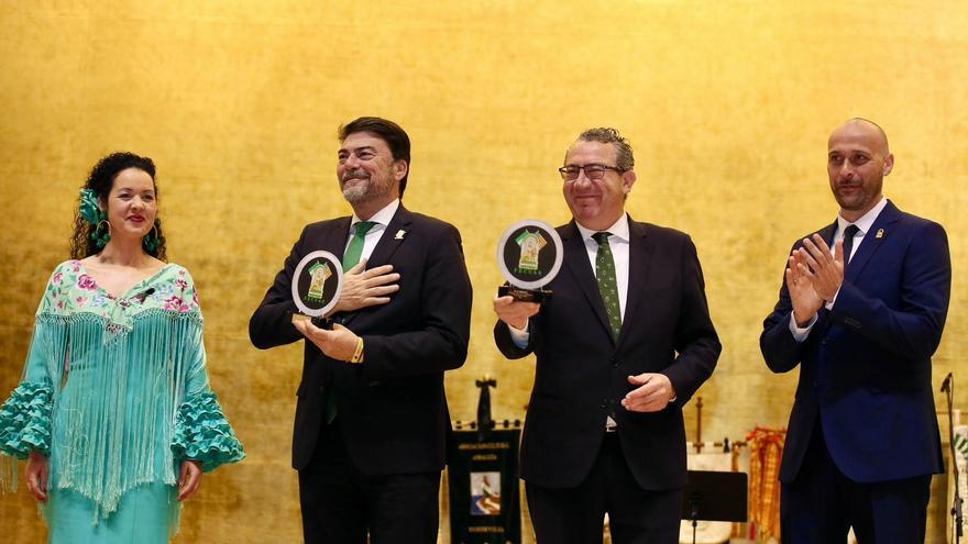 Alicante conmemora el Día de Andalucía en el ADDA junto a las casas regionales