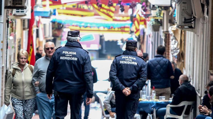 Benidorm tendrá refuerzos policiales para evitar botellones y aglomeraciones durante las Fiestas