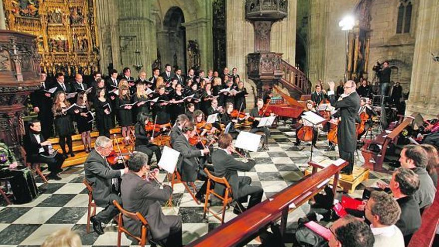 El Coro Universitario, durante el concierto en la Catedral.