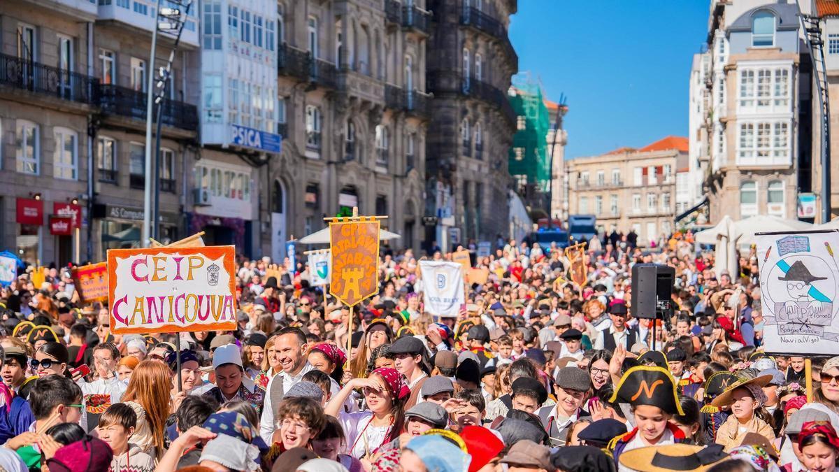 A Reconquistiña toma las calles de Vigo con unos 2.000 escolares