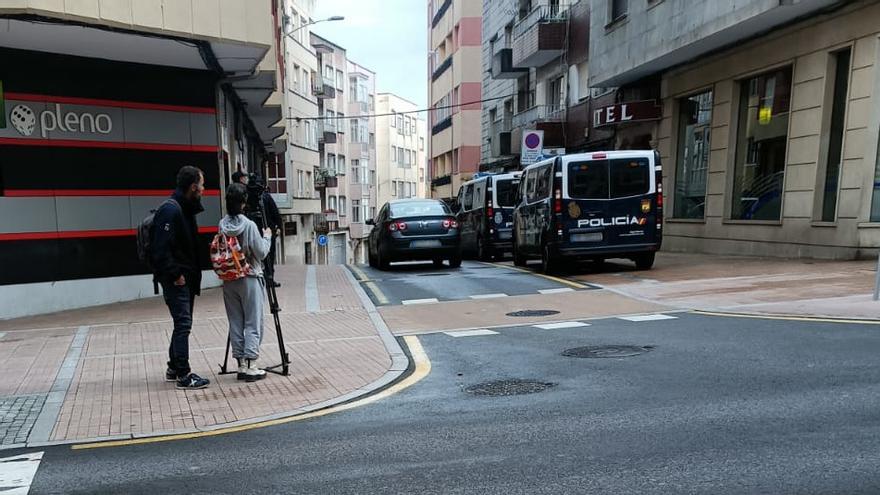 Despliegue policial en el centro de Pontevedra.