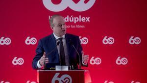 Albert Castellanos, secretario de Empresa i Competitivitat de la Generalitat, interviene en la inauguración de la nueva planta de impresión de libros de Prensa Ibérica, Liberdúplex.