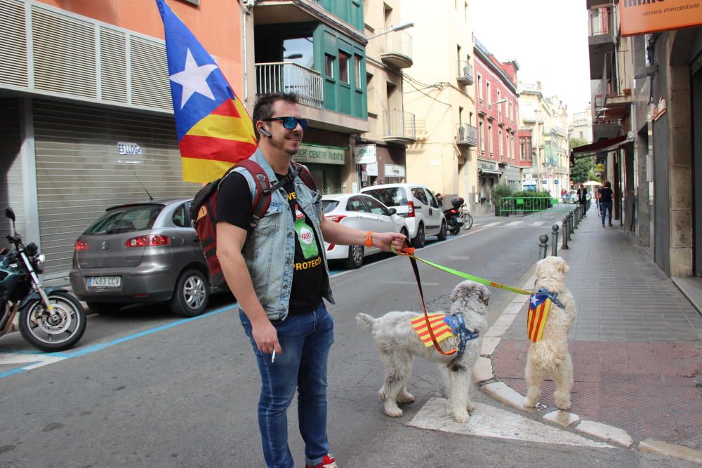 Concentració a la Rambla de Figueres per la vaga