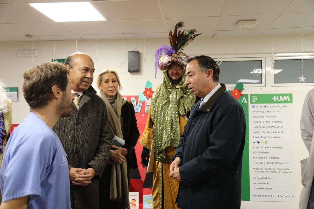 Fotogalería | Visita de los Reyes Magos al Hospital Virgen Macarena