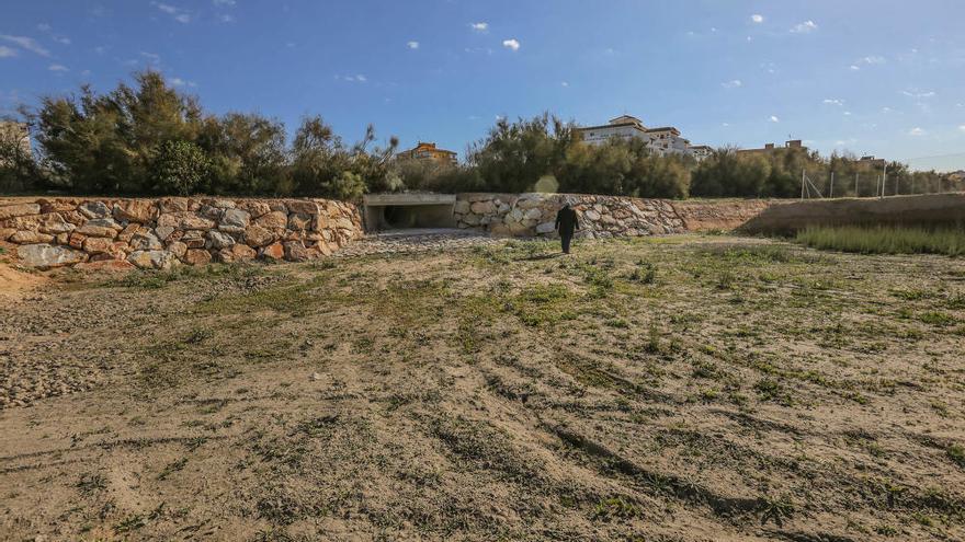 Obras de drenaje para evitar la inundación de la N-332 en La Mata