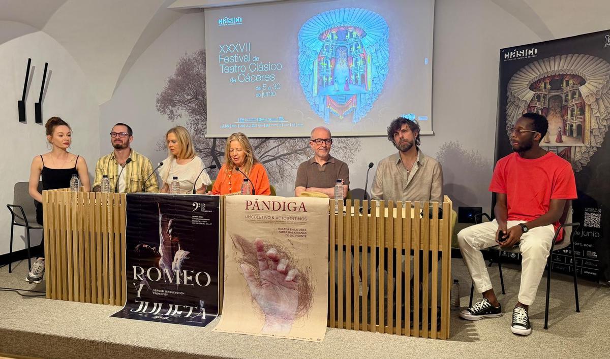 Fotogalería | Así ha sido la presentación de las primeras citas del Festival de Teatro Clásico de Cáceres