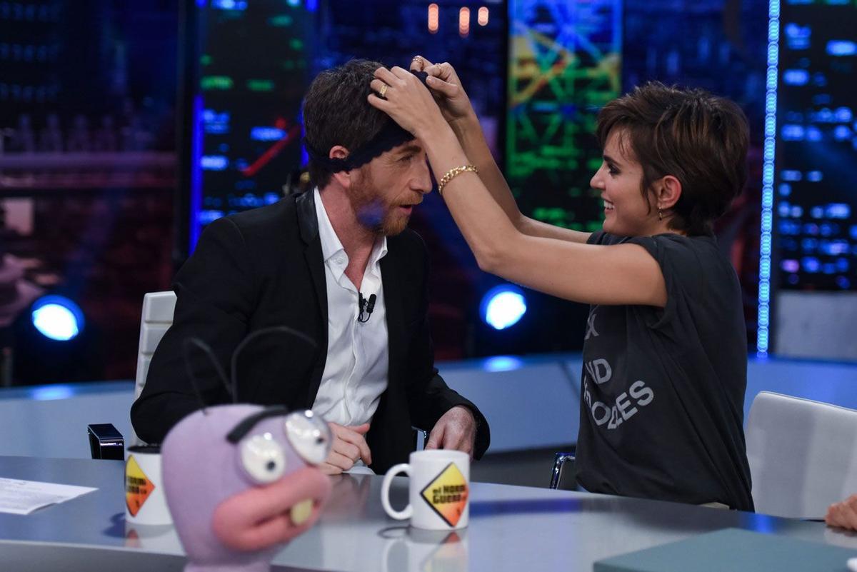 Verónica Echegui se divierte junto a Pablo Motos en 'El Hormiguero'