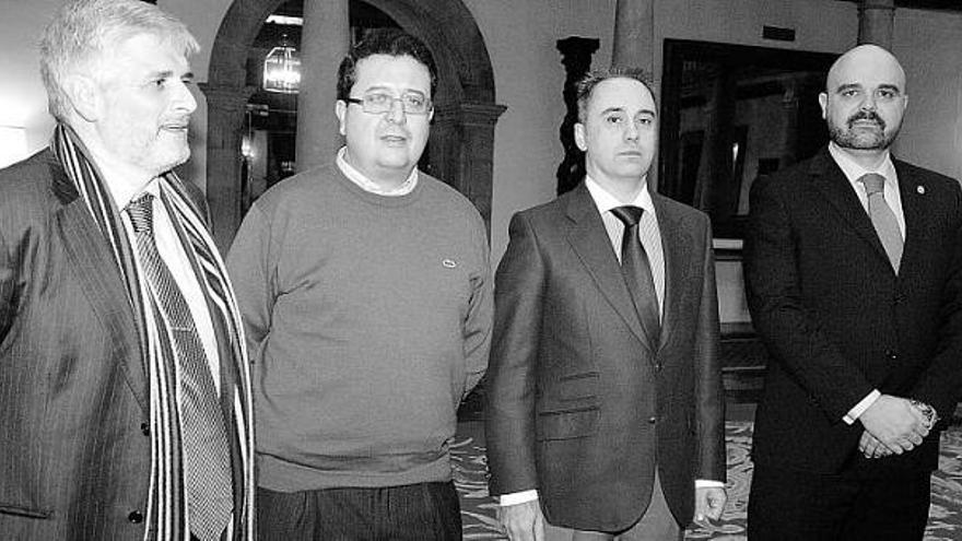 Por la izquierda, Ángel Luis Campo, Francisco Serrano, Antonio Díaz Solís y Luis Pérez Fernández.