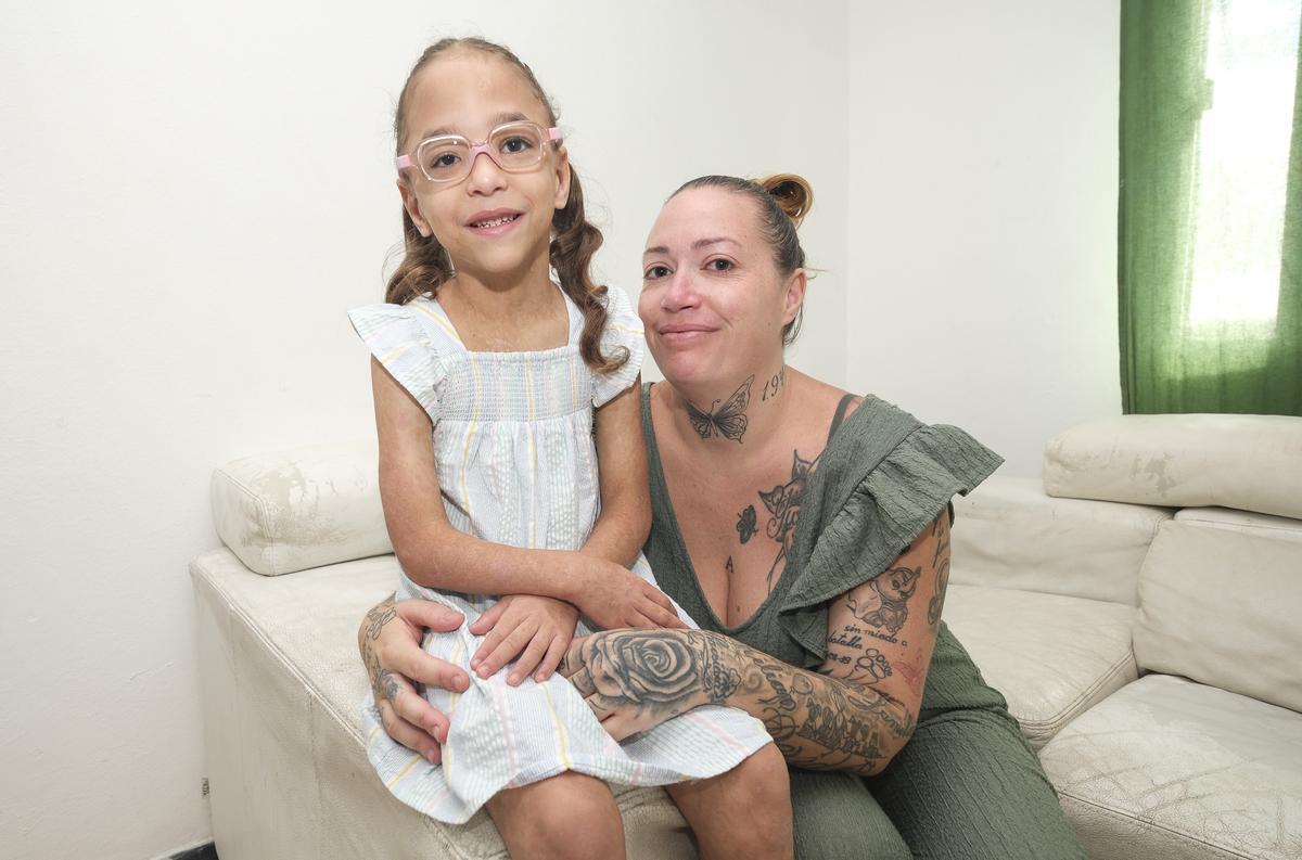 Briana, una niña que tiene una enfermedad rara