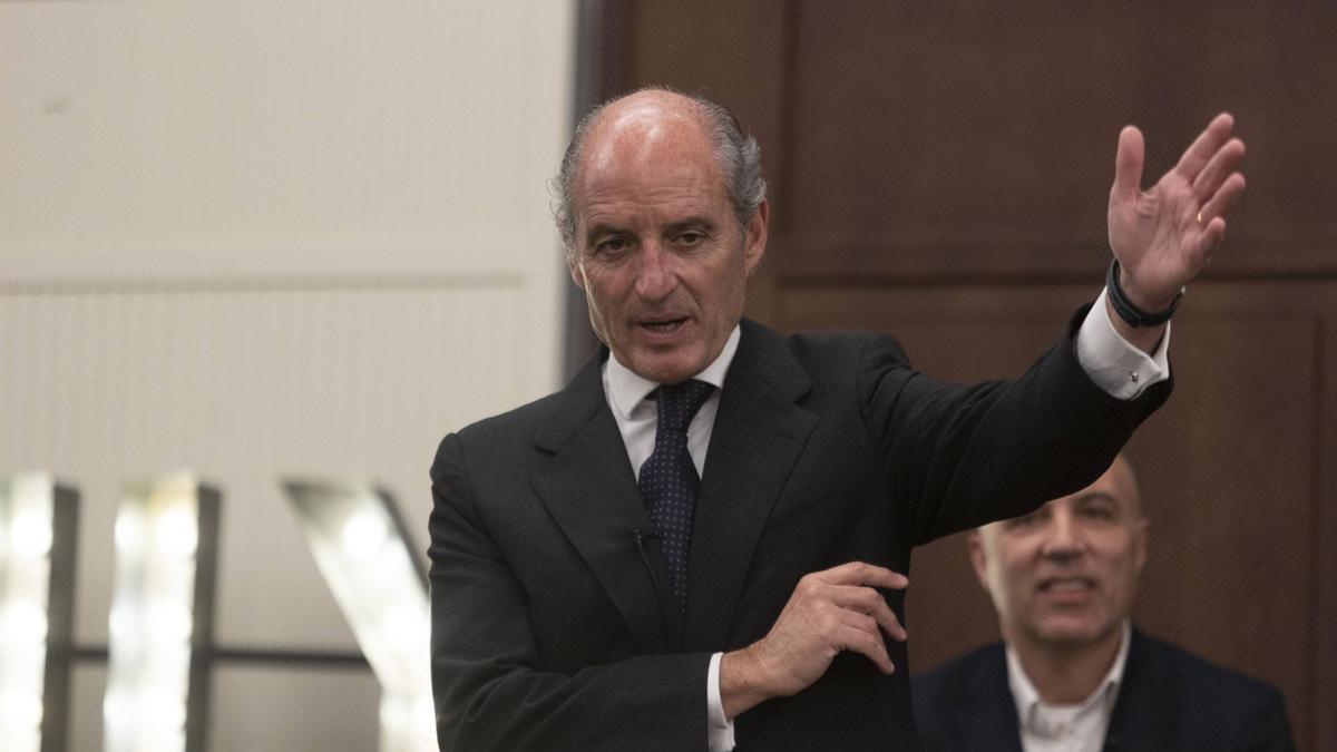 El expresident de la Generalitat Francisco Camps en la presentación del libro 'Paco Camps, reenfocando España', en febrero pasado.