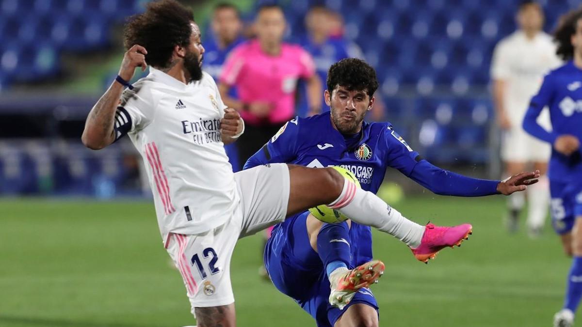 Marcelo: Yo creo que aporto mucho al equipo, jugando o no