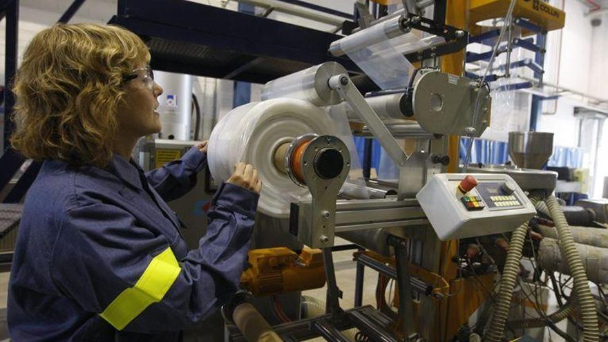 UBE duplicará la capacidad de la fábrica de nylon y ampliará en 50 puestos la plantilla