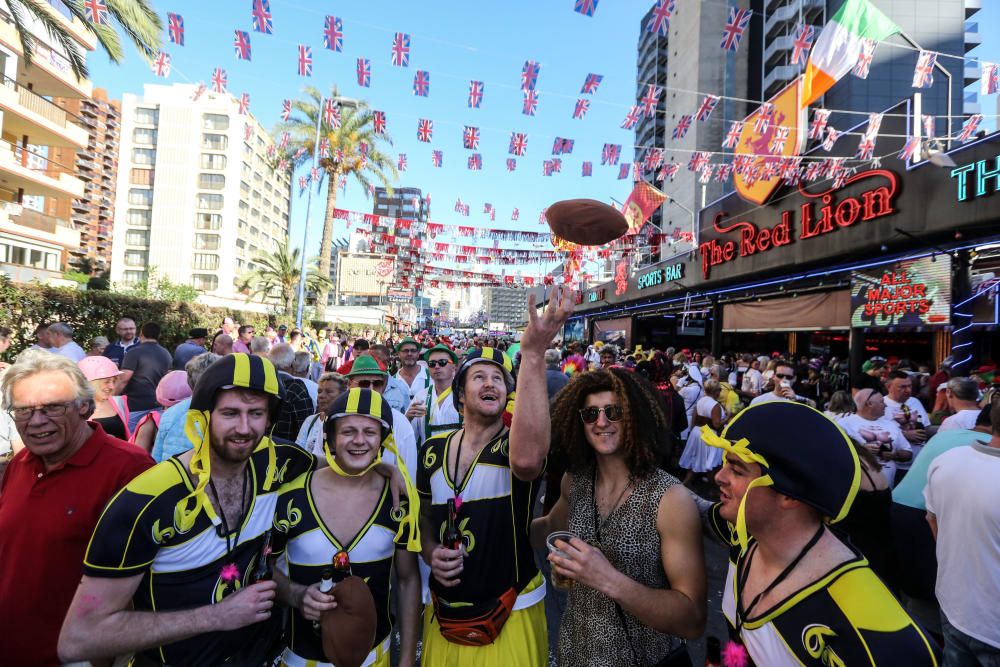 «Fancy Dress Party» en Benidorm