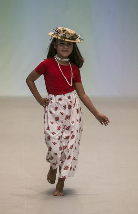 01/04/2017  MODA DISEÑO  desfile infantil y  en el stand de CMC  diseño personalizado de calzado