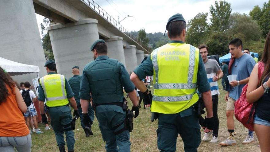 La romería, blindada por efectivos de seguridad y sanitarios